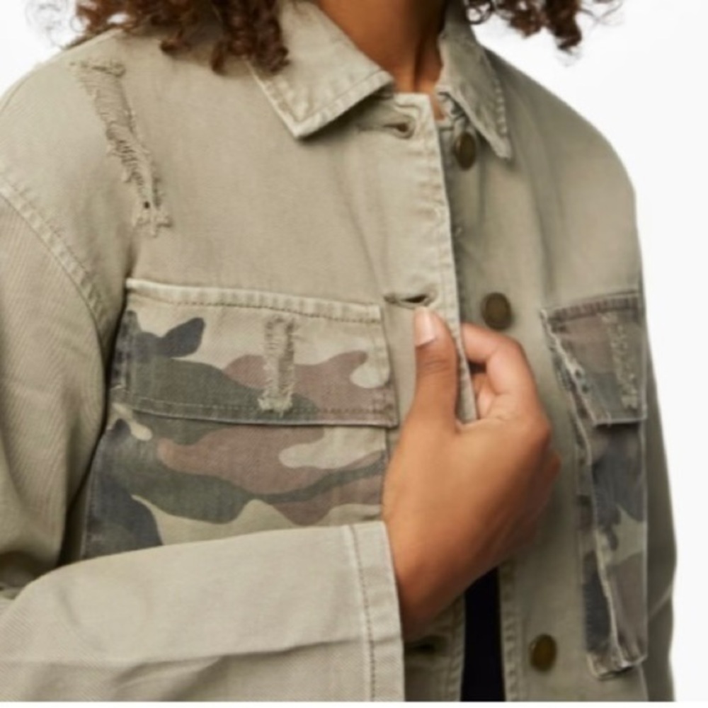 NWOT Camouflage Print Jacket- MADE IN ITALY 🇮🇹